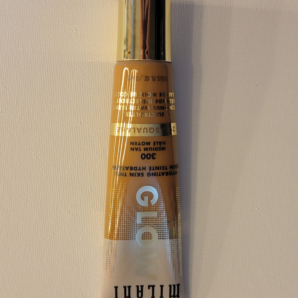 Milani Glow Hydrating Skin Tint
